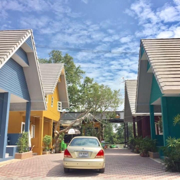 Baan Bon Resort Bang Tabun Phetchaburi Esterno foto