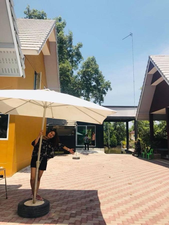 Baan Bon Resort Bang Tabun Phetchaburi Esterno foto